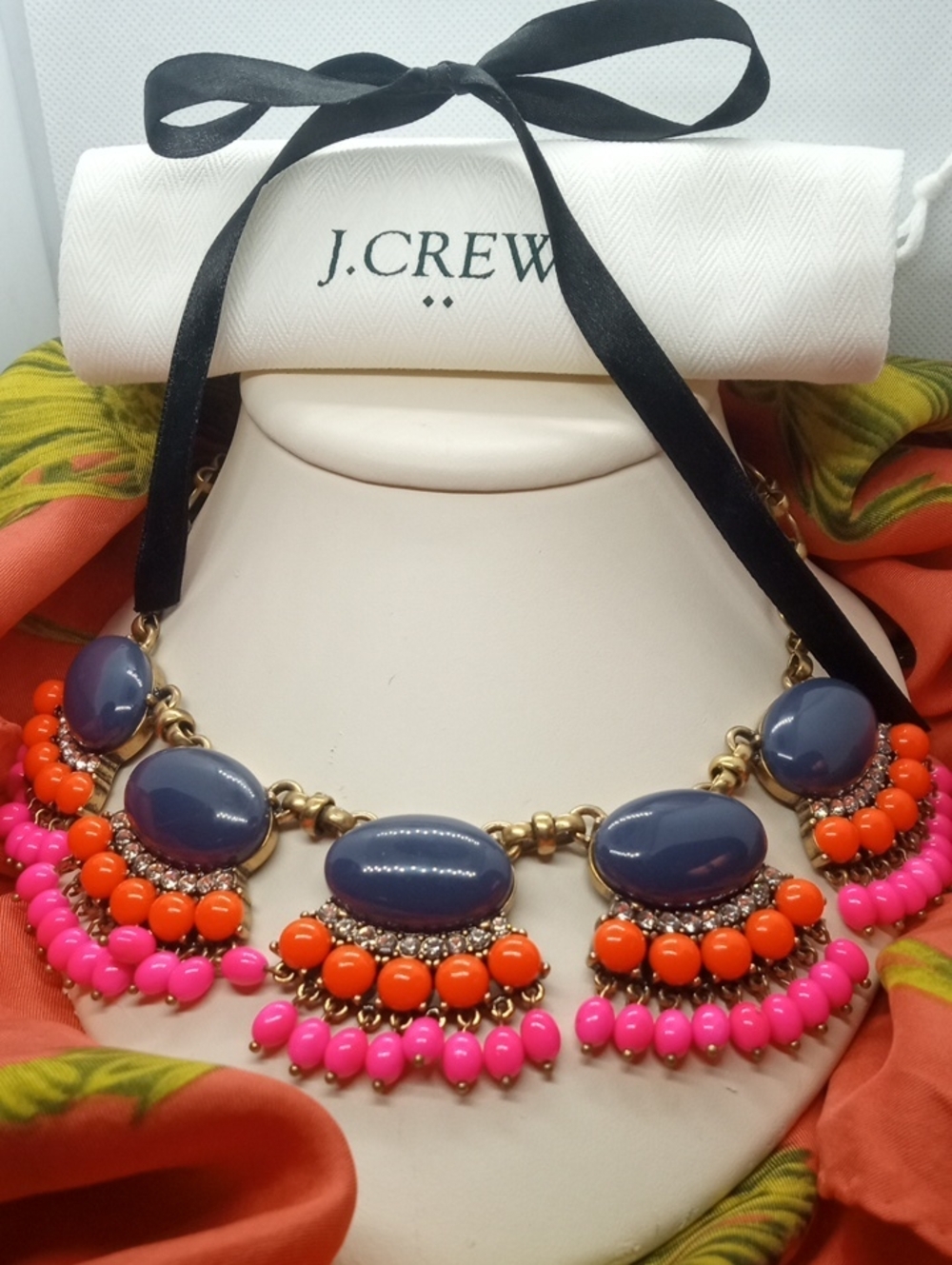 J.CREW ACRYLIC FAN FRINGE NECKLACE